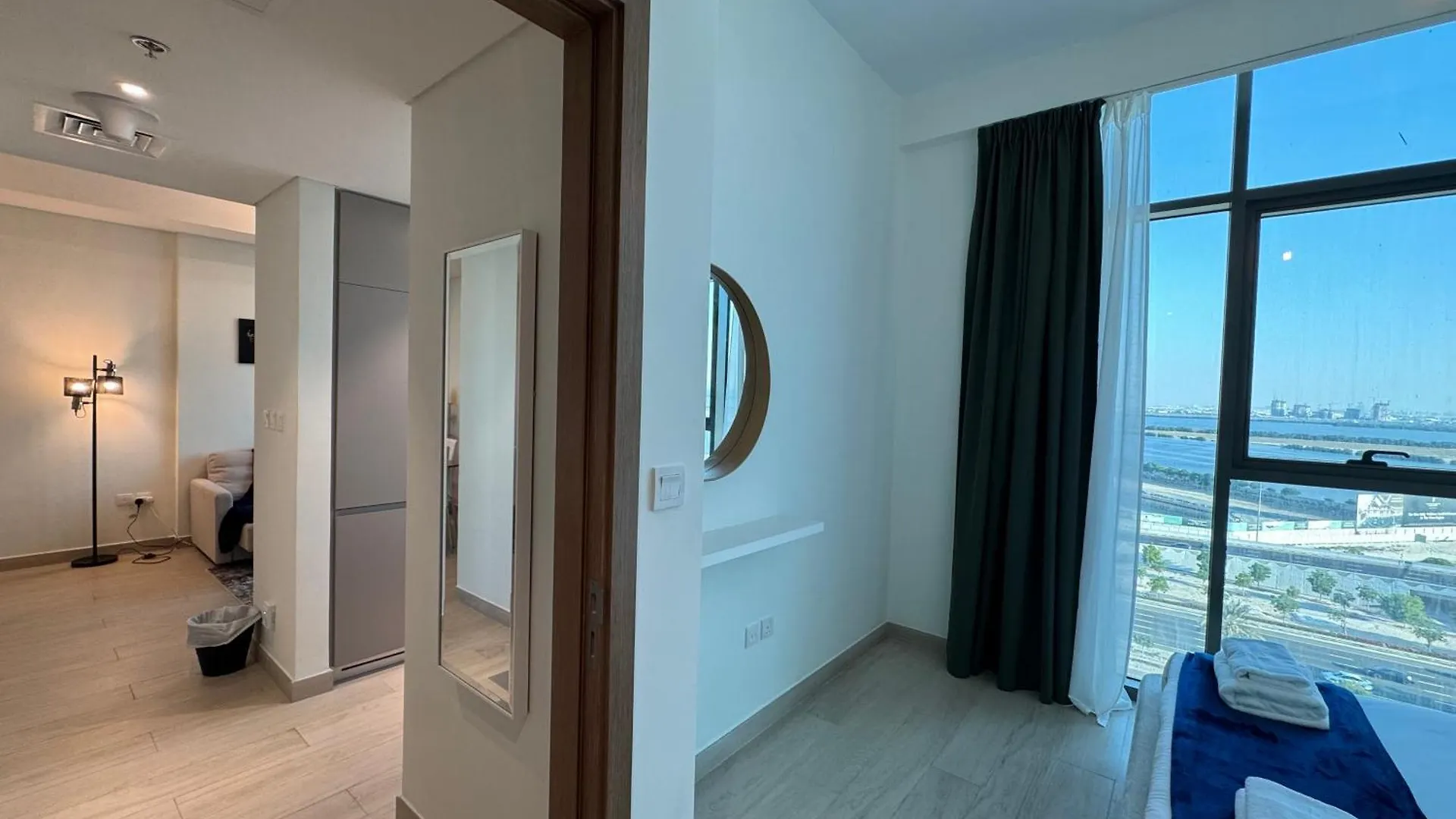 Ashri Luxurious Apartment With Breathtaking Views In Azizi Creek Views, Fawad Dubai United Arab Emirates