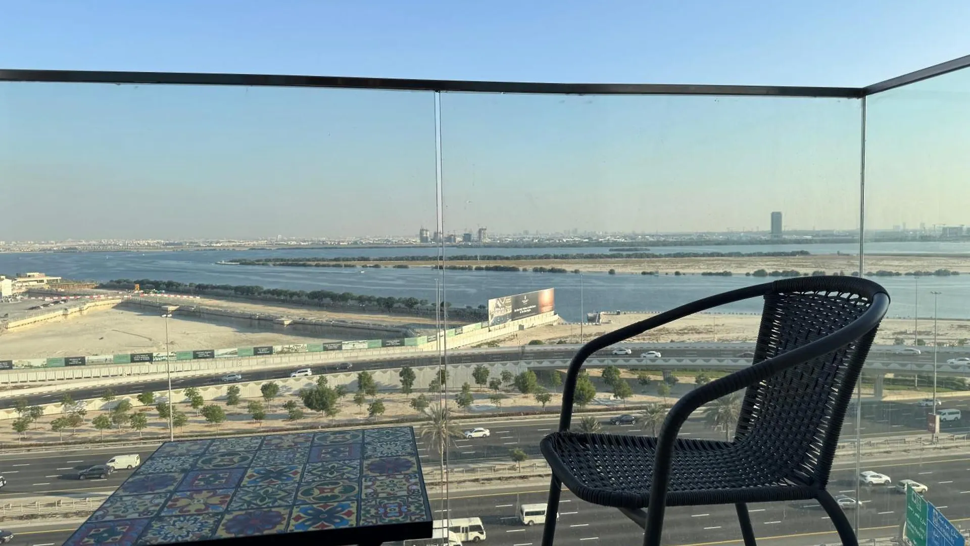 Ashri Luxurious Apartment With Breathtaking Views In Azizi Creek Views, Fawad Dubai